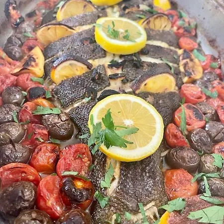 President Hotel Golem (Tirana)