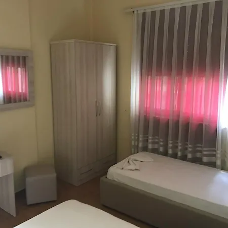 President Hotel Golem (Tirana)