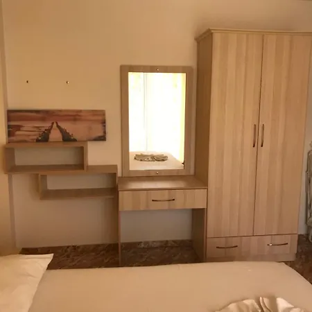 Hotel President