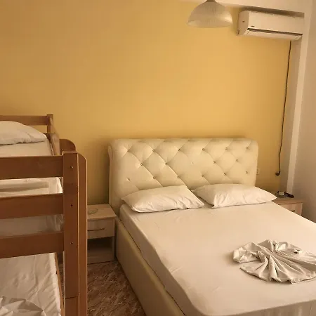 President Hotel Golem (Tirana)