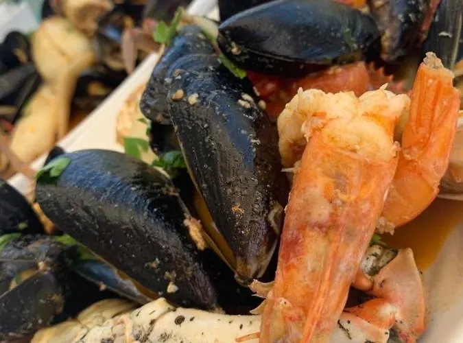 Hotel President Golem (Tirana)